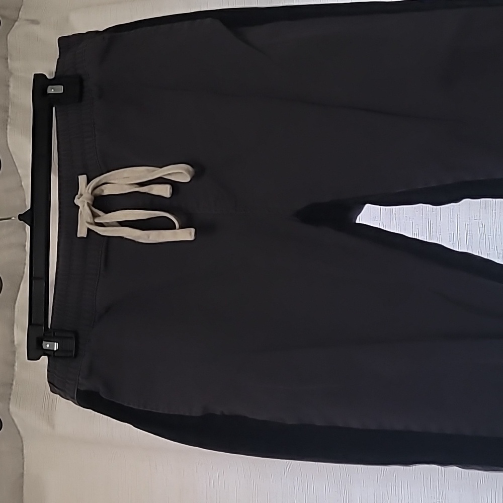 EUC Mens Kayden K Pants, L